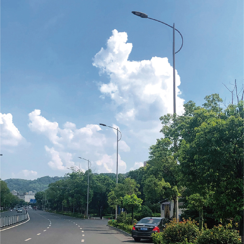 Palo stradale conico in alluminio EFFIEL