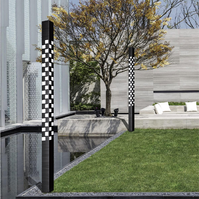 Colonna Luminosa in Alluminio KARMA