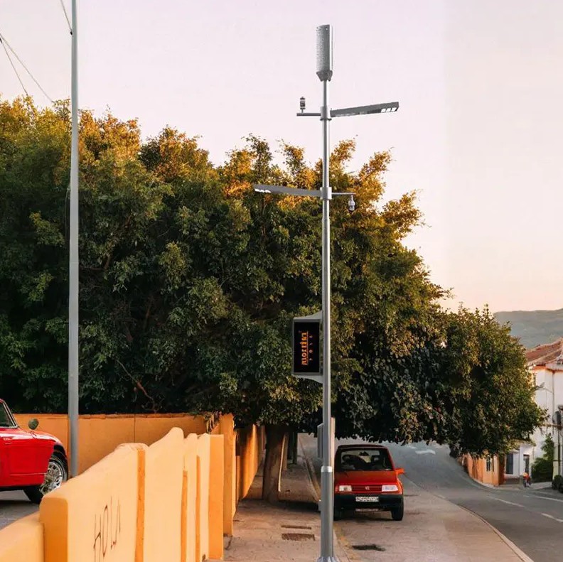 Come funziona un palo della luce intelligente?